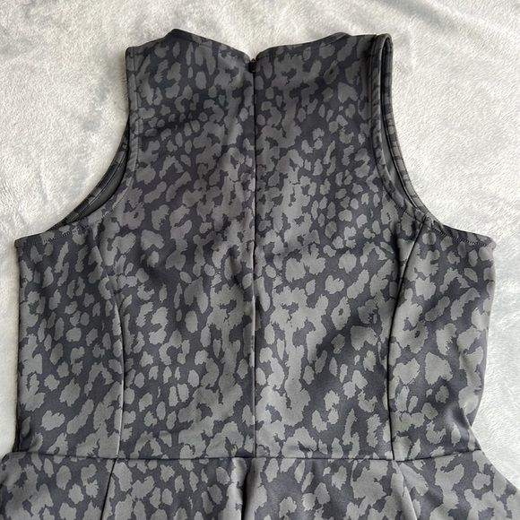 🎯Rare NWOT Varley Tennis Dress Shadow Animal Size Small - Picture 9 of 16